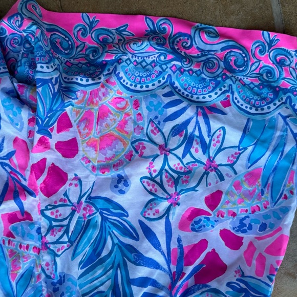 Lilly Pulitzer Katia Short Resort White Rainforest Retreat size medium - Picture 7 of 7